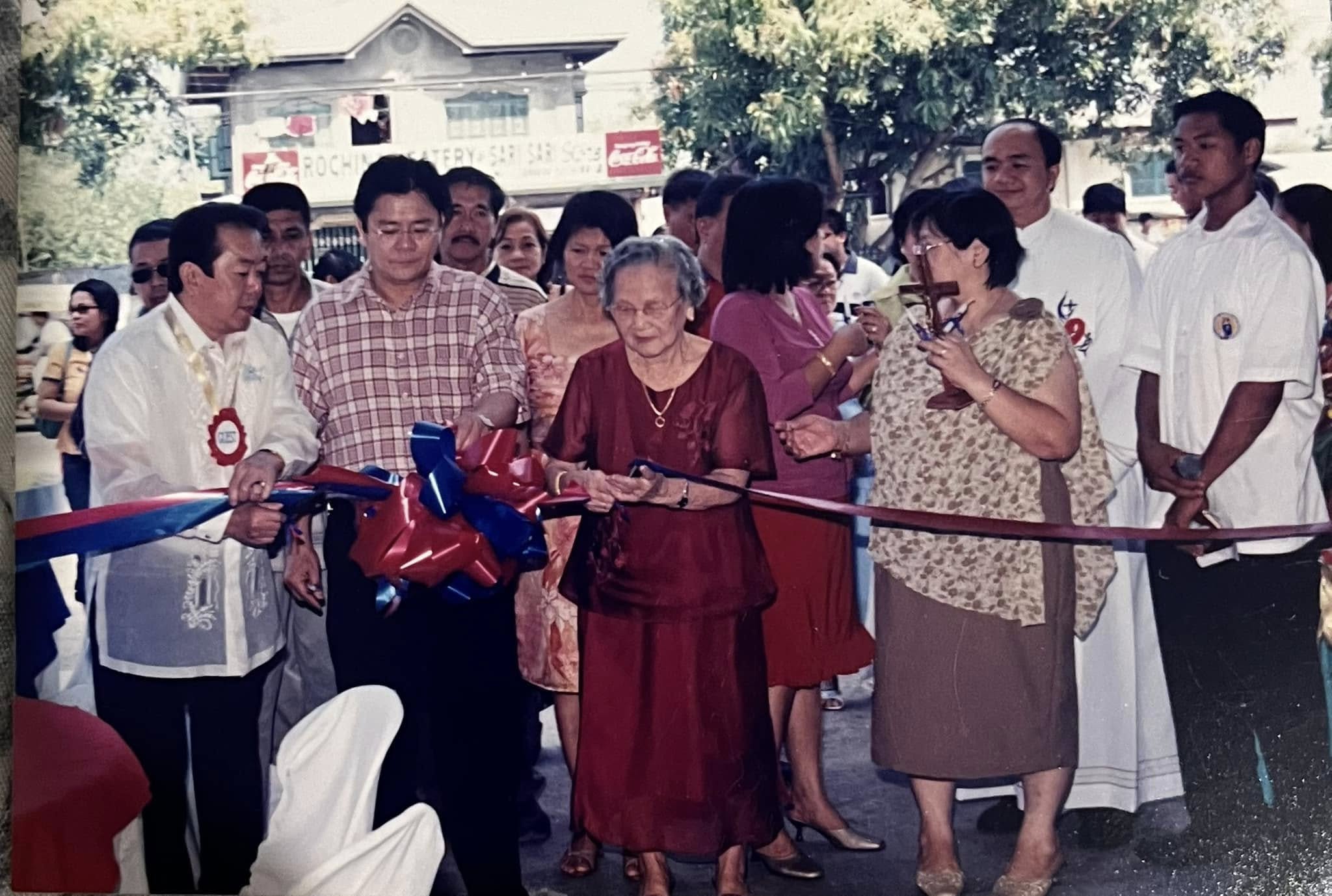 Ribbon-cutting ceremony during the Northeast Car Care Centre inauguration